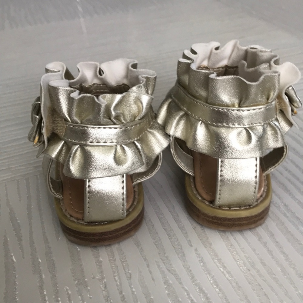 Shoes - Picture 3 of 6